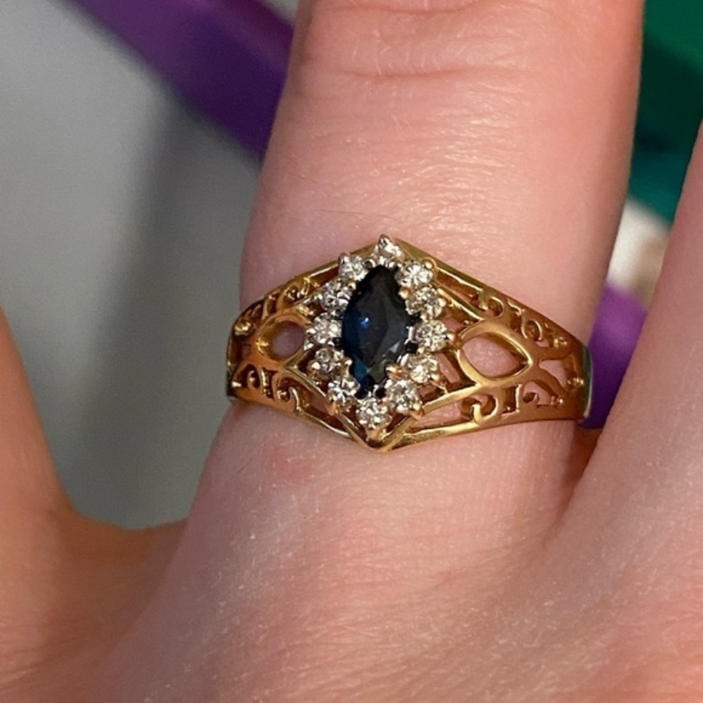 14k solid gold, blue and white stone gem ring